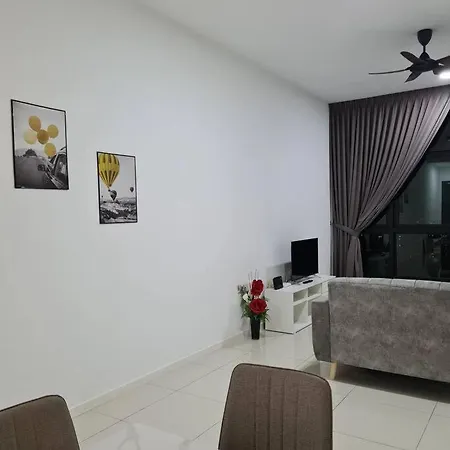Paradigm Residence 3 Bedrooms Above Paradigm Mall For 8 Pax By Gdragon Homestay Johor Bahru Exterior photo